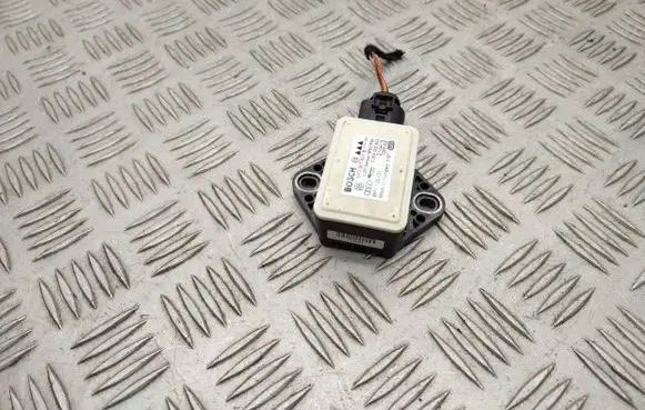 Audi A4 S4 B8 8K ESP acceleration yaw rate sensor 8R0907637B