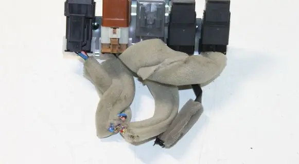 Nissan Qashqai Fuse module 5WK487755093AD