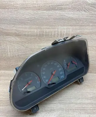 Volvo S40, V40 Speedometer (instrument cluster) 30857484 30857484F FORDIESELLHD
