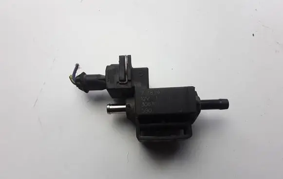 Volvo S60 Turbo solenoid valve 30670449
