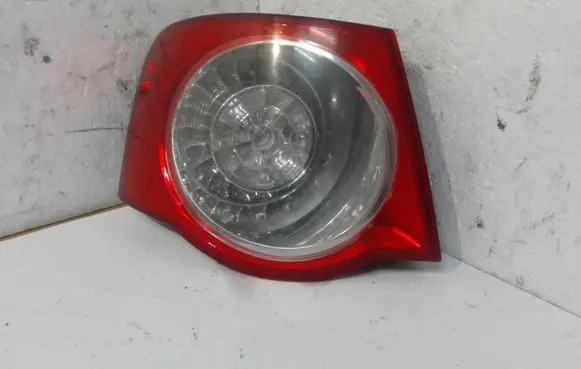 Volkswagen Jetta V Rear/tail lights 1K5945095M