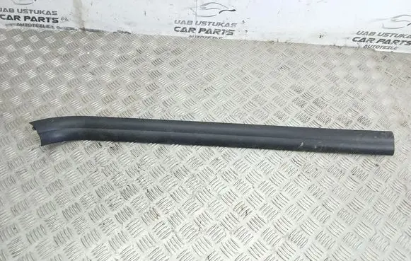 BMW 1 E82 E88 Front sill trim cover 7058148