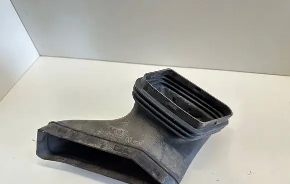 Audi A4 S4 B8 8K Air intake hose/pipe 1021300S01