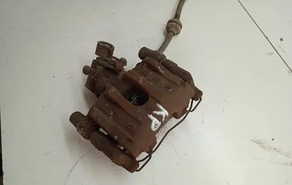 Ford Focus Rear brake caliper