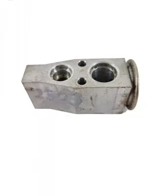 Air conditioning (A/C) expansion valve