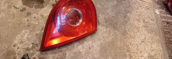 Volkswagen Golf V Tailgate rear/tail lights 1K6945093E 028500102A 00020331