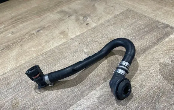 Porsche Macan (95B) Vacuum line/pipe/hose 95B611931