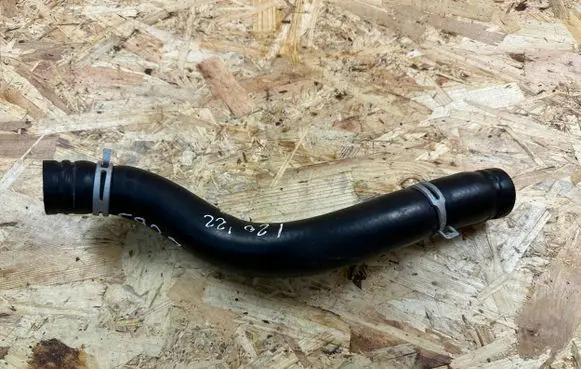 Hyundai i20 (BC3 BI3) Engine coolant pipe/hose