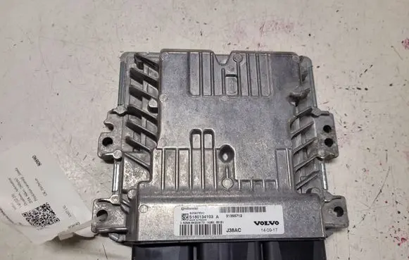 Volvo V40 Engine control unit/module 31355712 S180134103