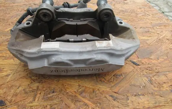 Mercedes-Benz E W213 Front brake caliper 17055