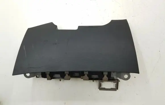 Toyota Avensis T270 Knee airbag 2J0821312M66