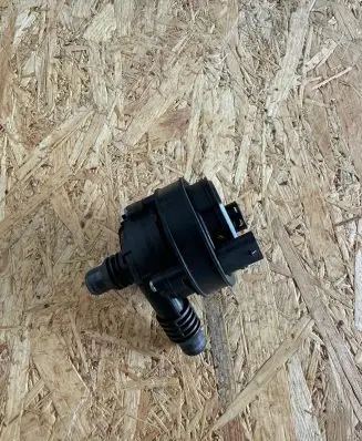 BMW 5 G30 G31 Electric auxiliary coolant/water pump 8651287