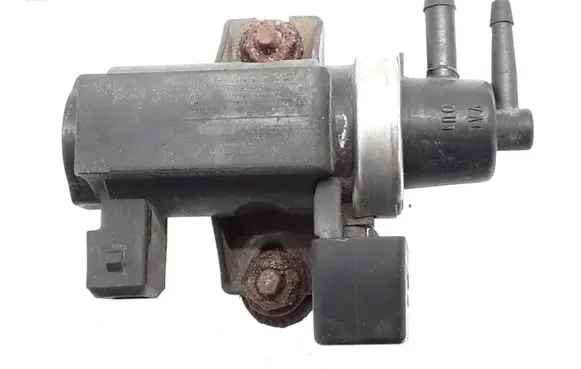 KIA Sorento Vacuum valve 72190319