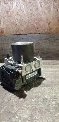 Toyota Auris 150 ABS Pump 0265800527