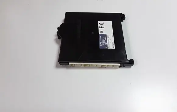 Toyota Sienna XL30 III Other control units/modules 8922108070
