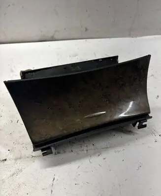 Mercedes-Benz E W211 Ashtray (front) 