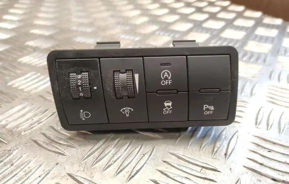 Hyundai ix20 Other switches/knobs/shifts 933001KAK0EQ 3D310H1600