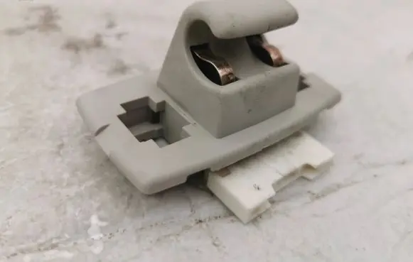 Mercedes-Benz B W246 W242 Sun visor clip/hook/bracket A0998210011 070220140234