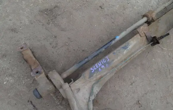 Renault Scenic I Rear axle beam 