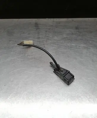 Windshield washer spray nozzle