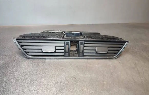 Skoda Superb B8 (3V) Dash center air vent grill 3V0820951C 09089-005