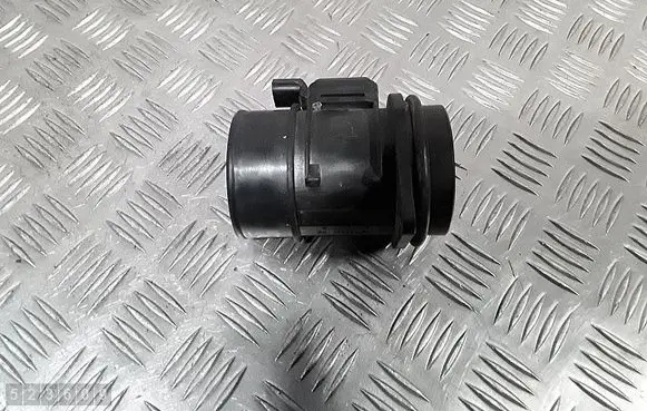 Mercedes-Benz Citan W415 Mass air flow meter 8200651315 H8200655623