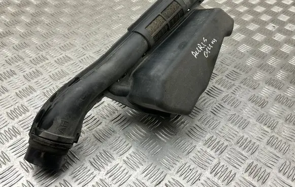 Toyota Auris E180 Intake resonator 177500T010