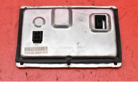 BMW 1 E81 E87 Voltage converter/converter module 
