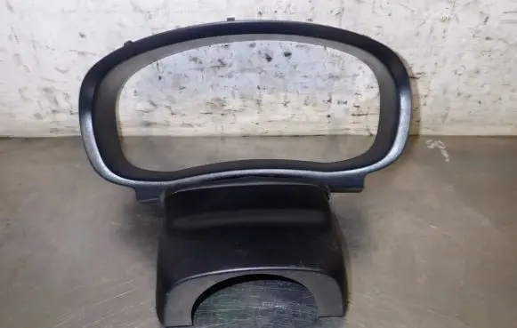 Skoda Fabia Mk2 (5J) Steering wheel column trim 5J1857053A