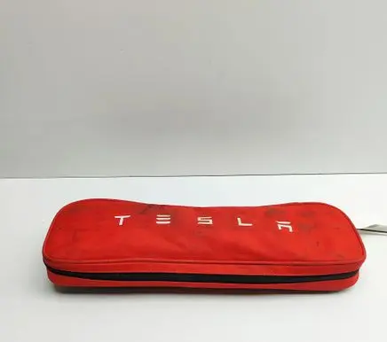 Tesla Model 3 First aid kit 147507600C