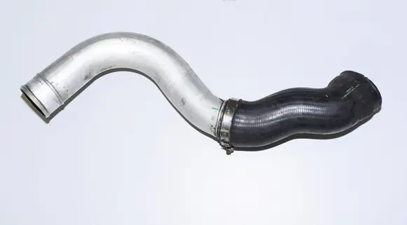 BMW 5 E39 Intercooler hose/pipe 2249669