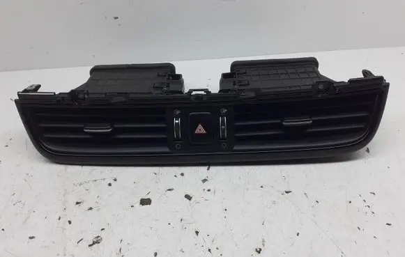 KIA Optima Dash center air vent grill 4760D4000WK 4760D4000