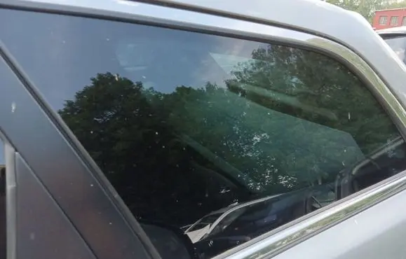 Mazda CX-7 Rear side window