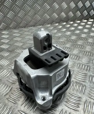 BMW X7 G07 Engine mount bracket 2987952 030623