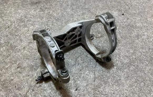 Volvo XC40 Other engine bay part 32208553 BNAC48000 AEBDTD