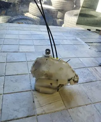 Honda CR-V Front door lock 72111SWAP1