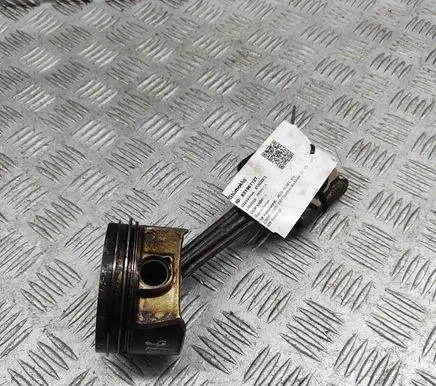 Audi A4 S4 B7 8E 8H Piston 06D198401C 06D107066C