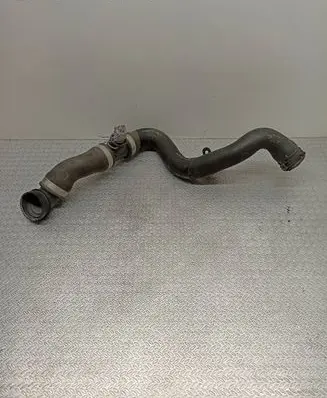 Engine coolant pipe/hose