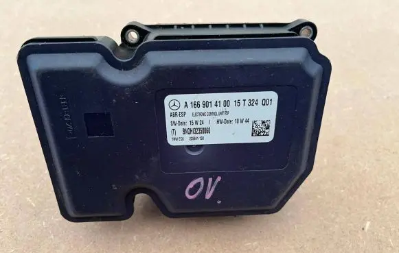 Mercedes-Benz GL X166 ABS control unit/module A1669014100 15T324