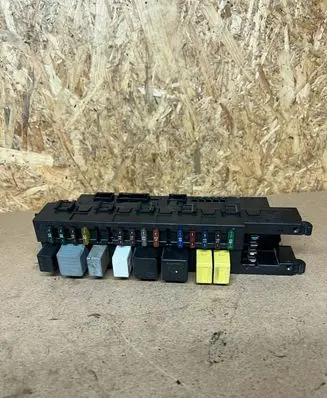 Mercedes-Benz C W203 Fuse module 2035453701 5DK00848643