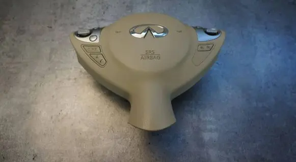 Infiniti FX Steering wheel airbag