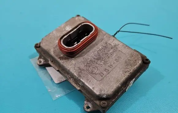 Mercedes-Benz R W251 Headlight ballast module Xenon 742846-00 IMPRK1367903