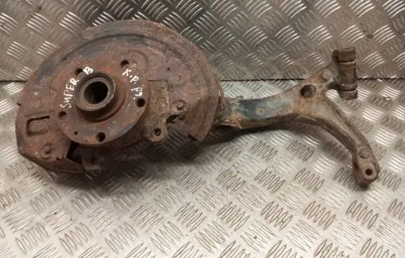Skoda Superb B5 (3U) Front wheel hub