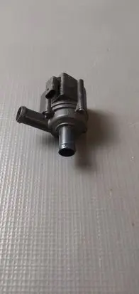 Volvo XC60 Water pump 32222116 8888759993