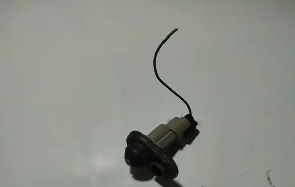 Opel Zafira A Front door sensor 8658