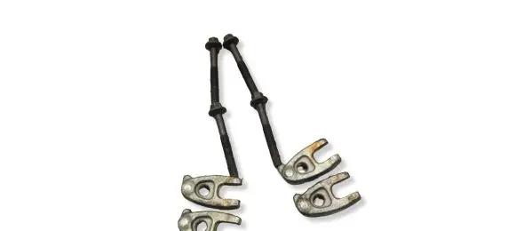 Mercedes-Benz B W246 W242 Fuel Injector clamp holder 