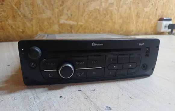 Renault Master III Radio/CD/DVD/GPS head unit 203JN0128 1439127979