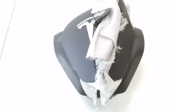 Tesla Model 3 Steering wheel airbag 109683500K