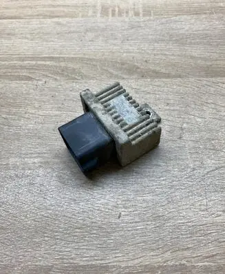 Renault Laguna II Glow plug pre-heat relay 7700115078