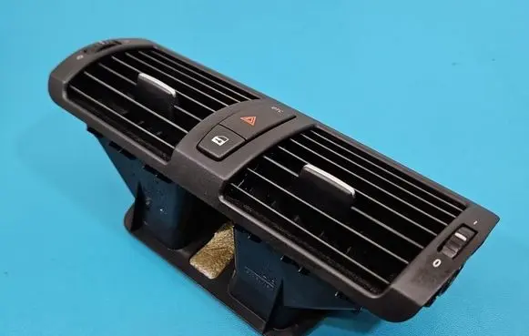 BMW 1 E81 E87 Dash center air vent grill 7059189 IMPRK1589603